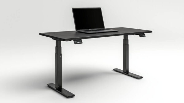Nowoczesny stelaż do biurka z ciemnym blatem i laptopem.